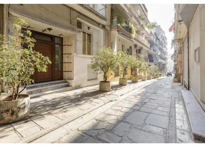 Lovely Small Apartment #2