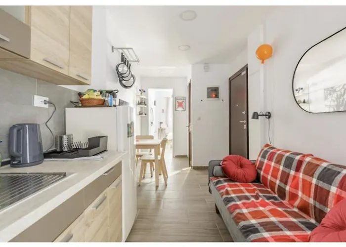 Lovely Small Apartment #2